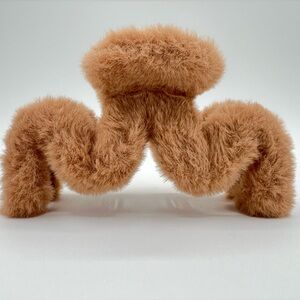 SOLD OUT Large Fuzzy Hair Clip Brown